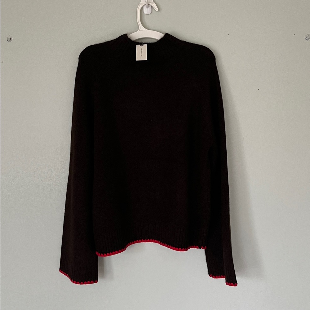 FLAT WHITE MOCK-NECK EMBROIDERED DOG SWEATER - Picture 5 of 11